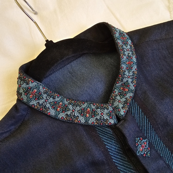 Men's Turquoise/Dark Blue Junaid Jamshed Kurta with Embroidered Collar- Small - Picture 5 of 13